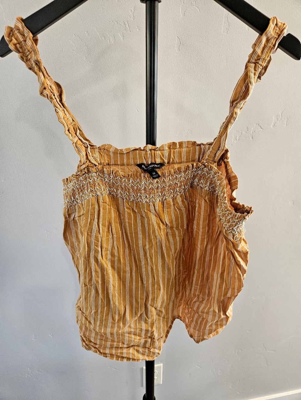 Banana republic smocked ruffled sleeveless tank top mustard